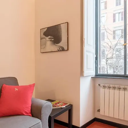 Elizabeth House Apartment *