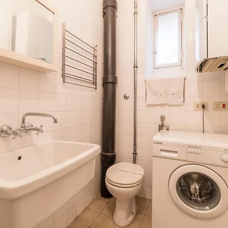 Elizabeth House Apartment Rome